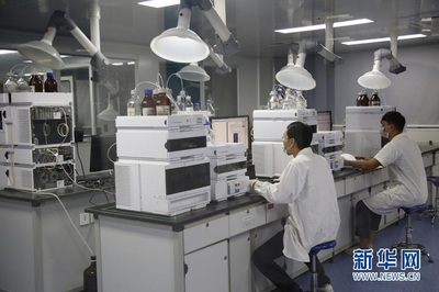 “小顆粒”大用心:探訪康美中藥顆粒生產(chǎn)基地(3)